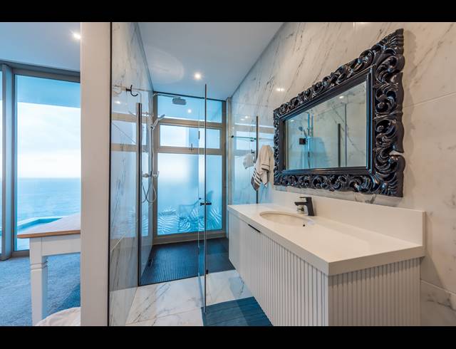 4 BEDROOM HOUSE FOR SALE IN PINNACLE POINT GOLF ESTATE